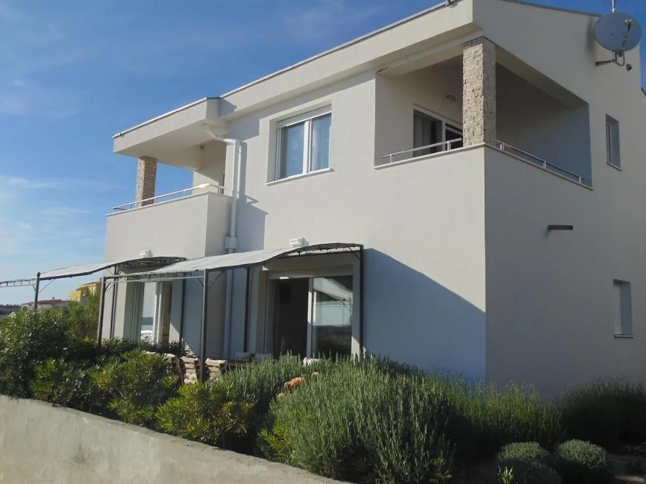 Ferienhaus Am Meer Rtina